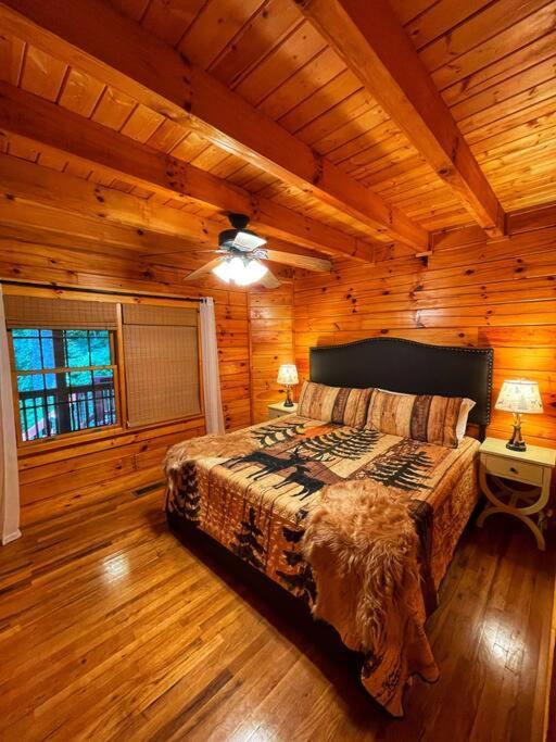 Smokey Mountain Retreat Waynesville
