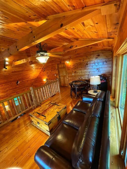 Smokey Mountain Retreat * Waynesville