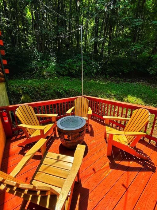 Smokey Mountain Retreat * Waynesville